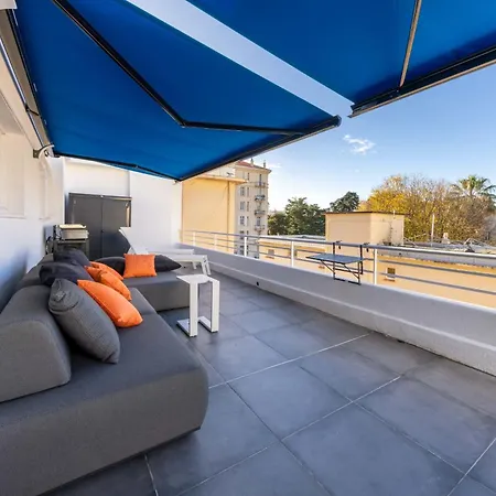 06az - With Terrace - 10min From Palais Apartment *
