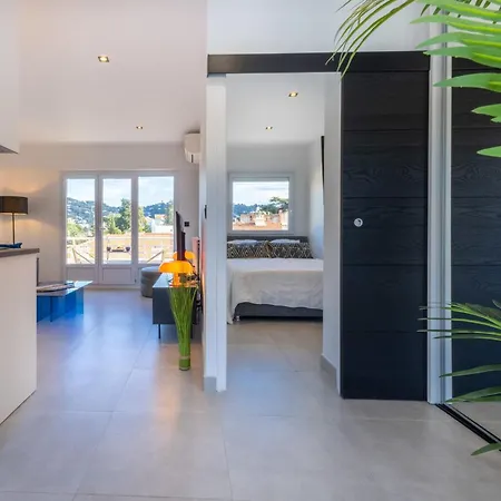 06az - With Terrace - 10min From Palais Apartment *