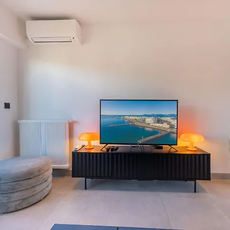 06az - With Terrace - 10min From Palais Apartment